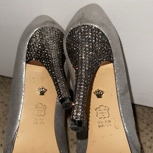 Crystal gem silver peep toe heels